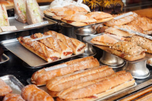 Show different types of bocadillos.